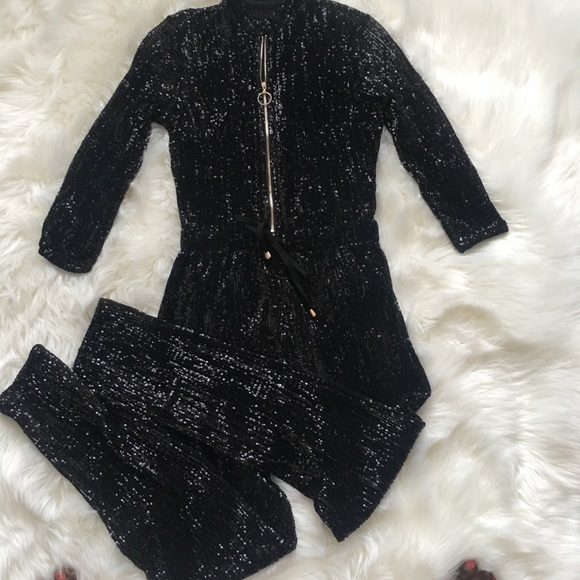 😍SOLD OUT😍 Black sequins  jumpsuit - Picture 2 of 4